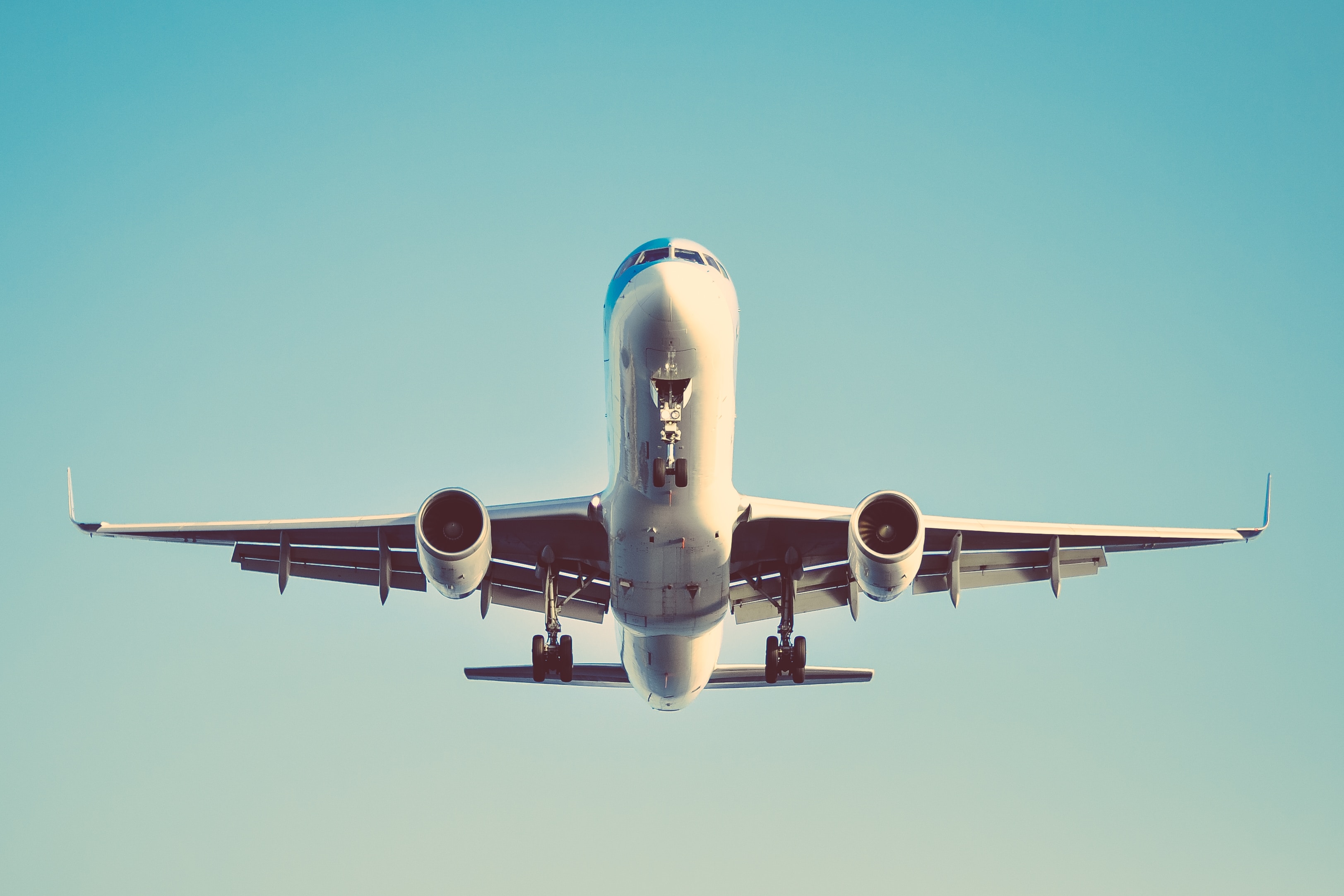 Air freight export and import logistics services